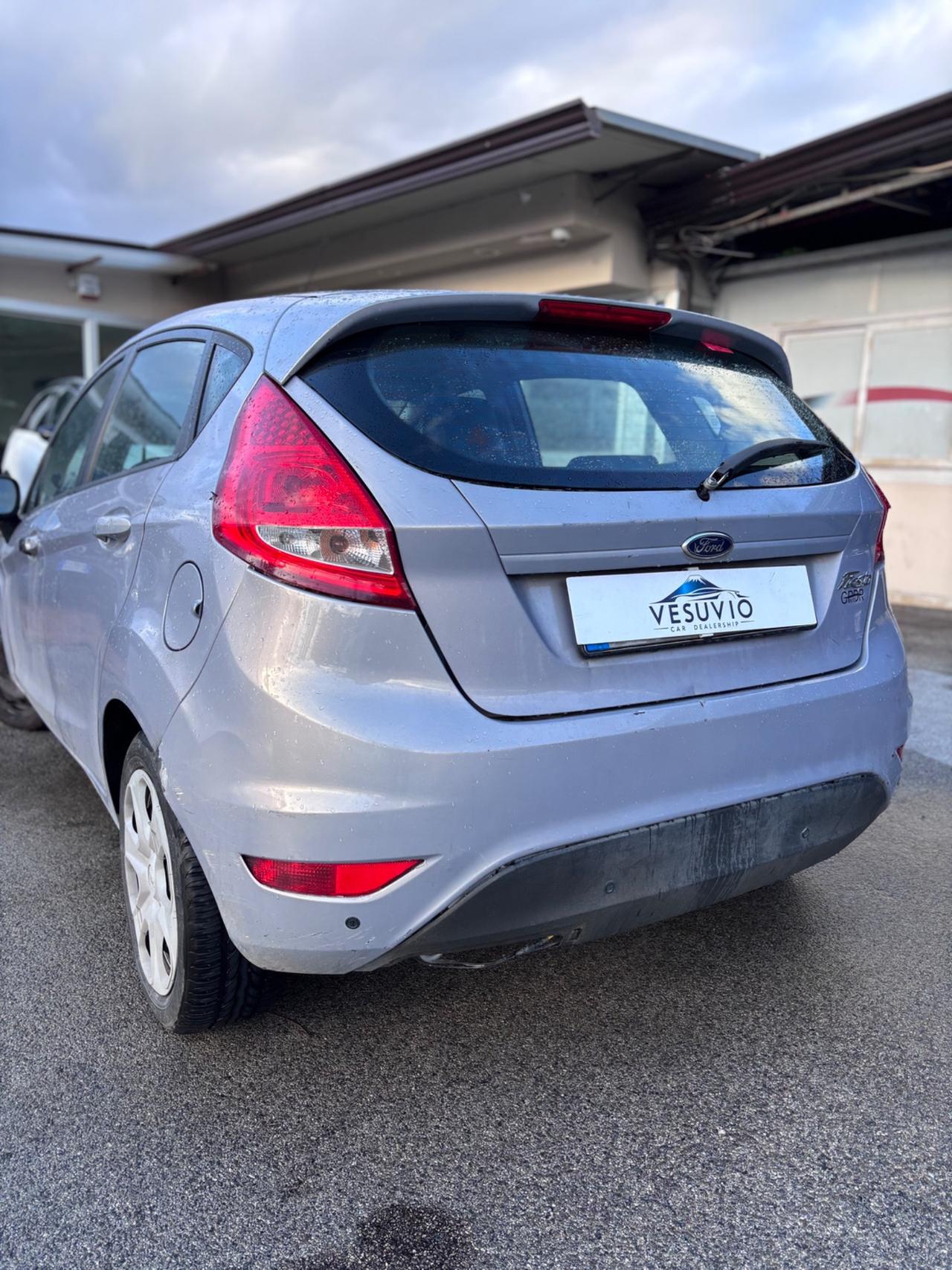 Ford Fiesta 1.4 TDCi 70CV 5 porte