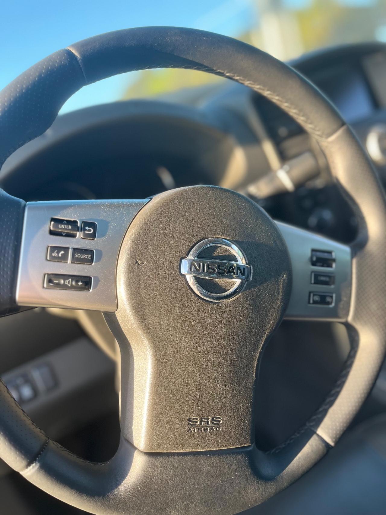 Nissan Navara 3.0cc v6 full optional gancio e hartop