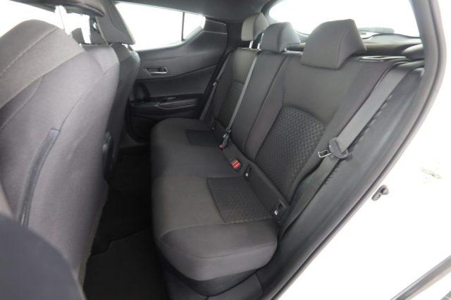 TOYOTA C-HR C-HR 1.8 Hybrid E-CVT Active