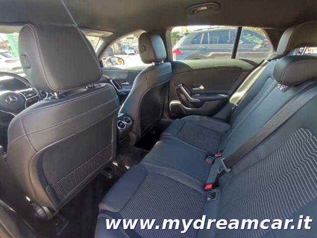 MERCEDES-BENZ CLA 200 d Automatic Shooting Brake Sport