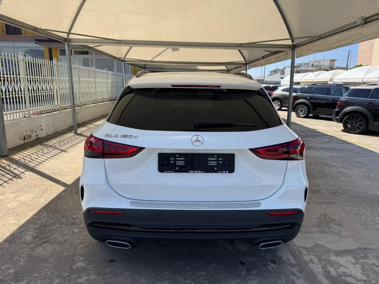 MERCEDES-BENZ GLA 180 d AUTOMATIC. PREMIUM AMG -MY23