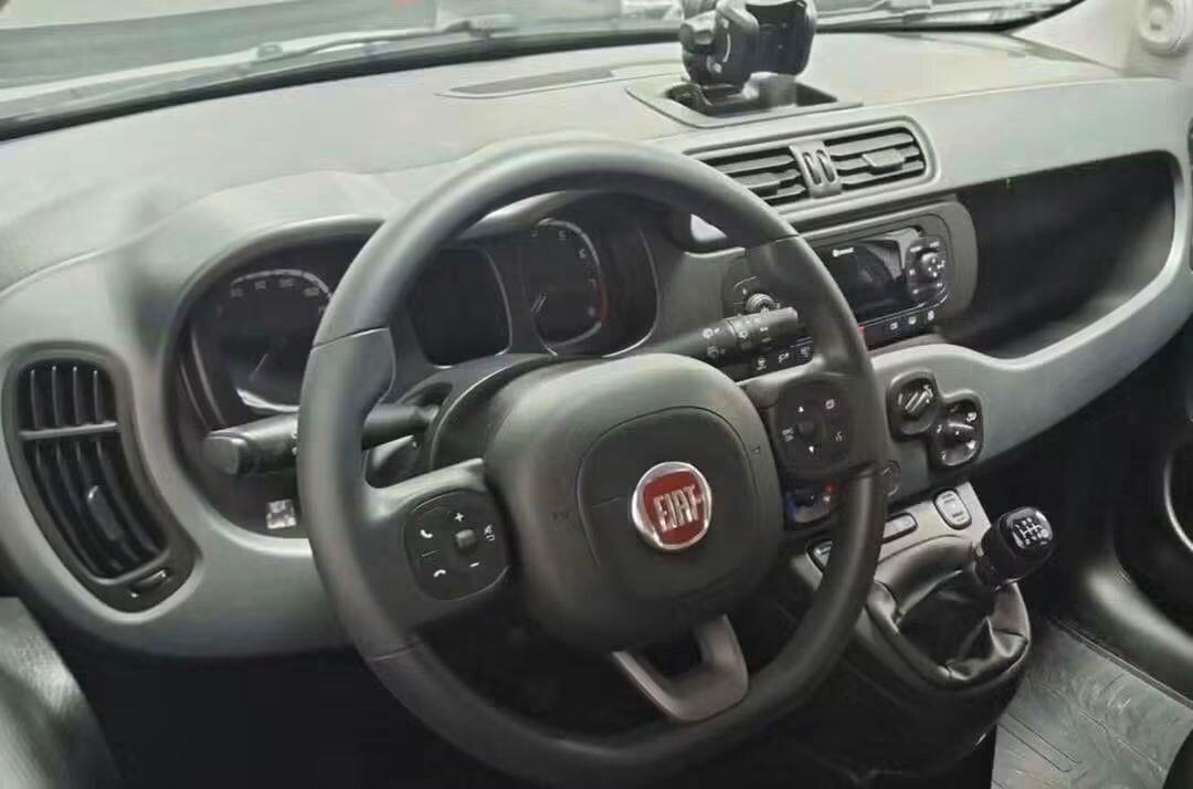 Fiat Panda 1.0 FireFly S&S Hybrid City Cross