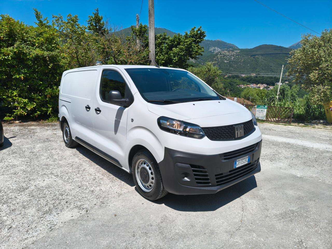 Fiat scudo 1.5 hdi cargo 3 posti