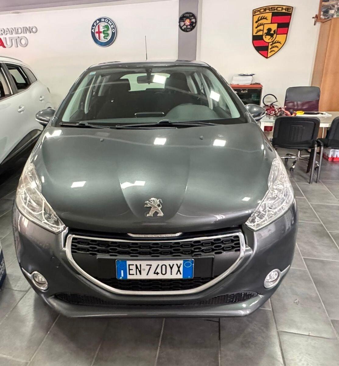 Peugeot 208 1.4 HDi 68 CV 5 porte Active