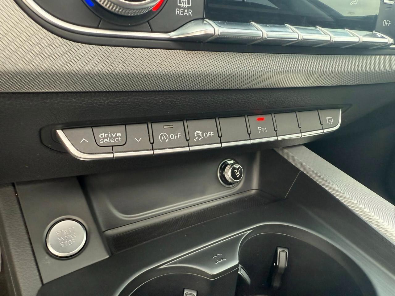 Audi A4 Avant 2.0 TDI 150 CV - TETTO APRIBILE-