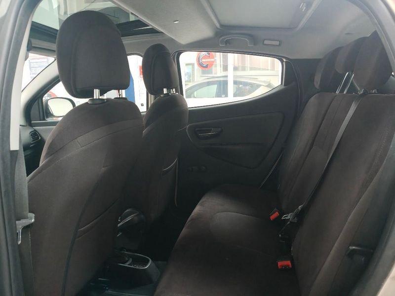 Lancia Ypsilon Ypsilon 1.2 69 CV 5 porte GPL TETTO APRIBILE