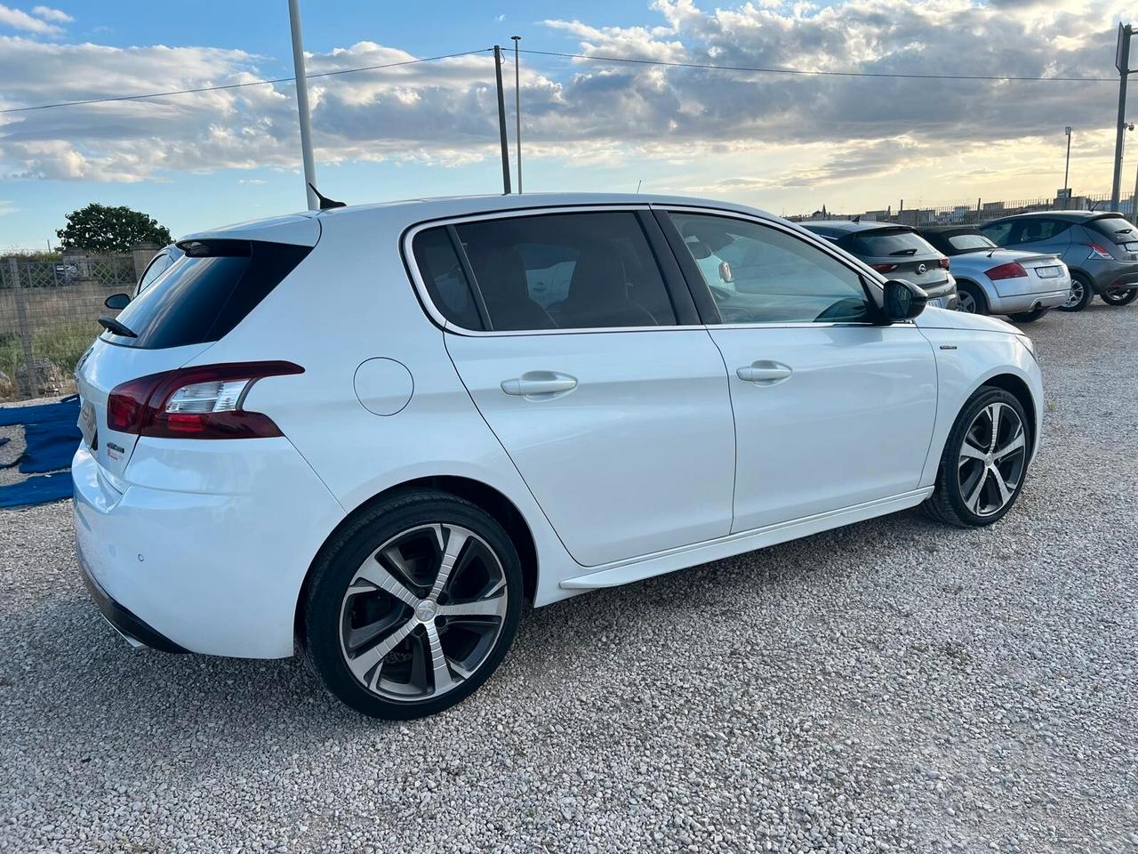 Peugeot 308 GT Line