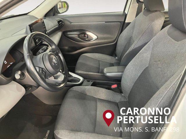 TOYOTA Yaris Cross 1.5 Hybrid 5p. E-CVT AWD-i Business