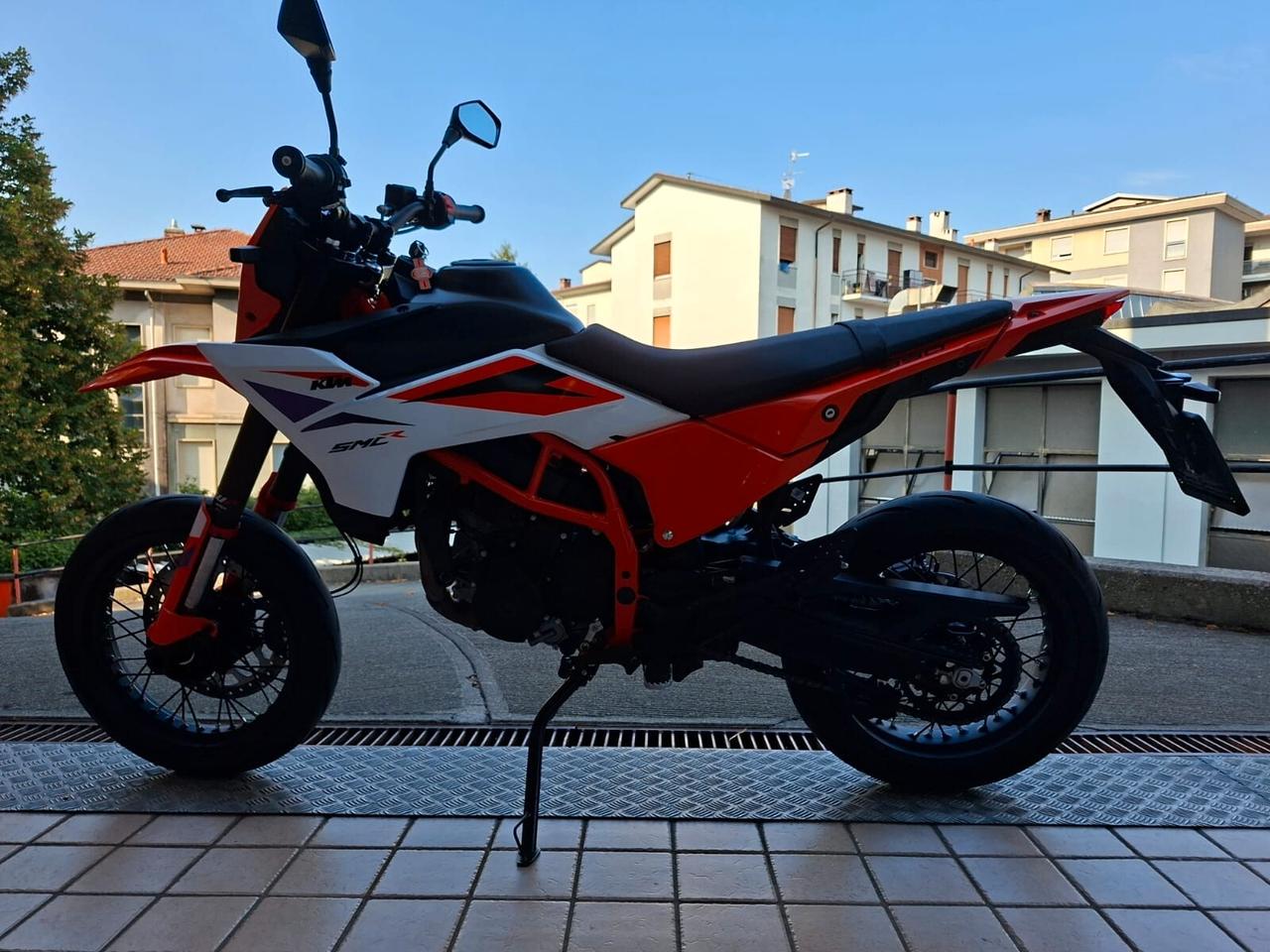 Ktm 390 SMC R