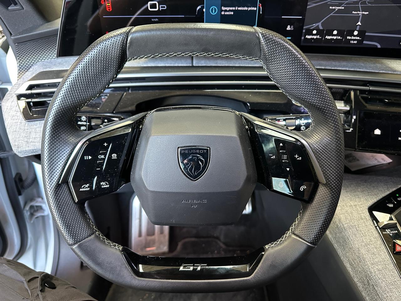 Peugeot 5008 Hybrid 136 e-DCS6 GT