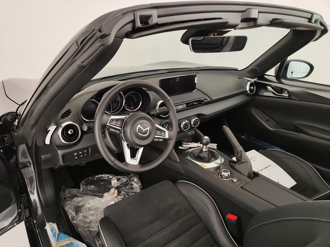 Mazda MX-5 1.5L Skyactiv-G Homura