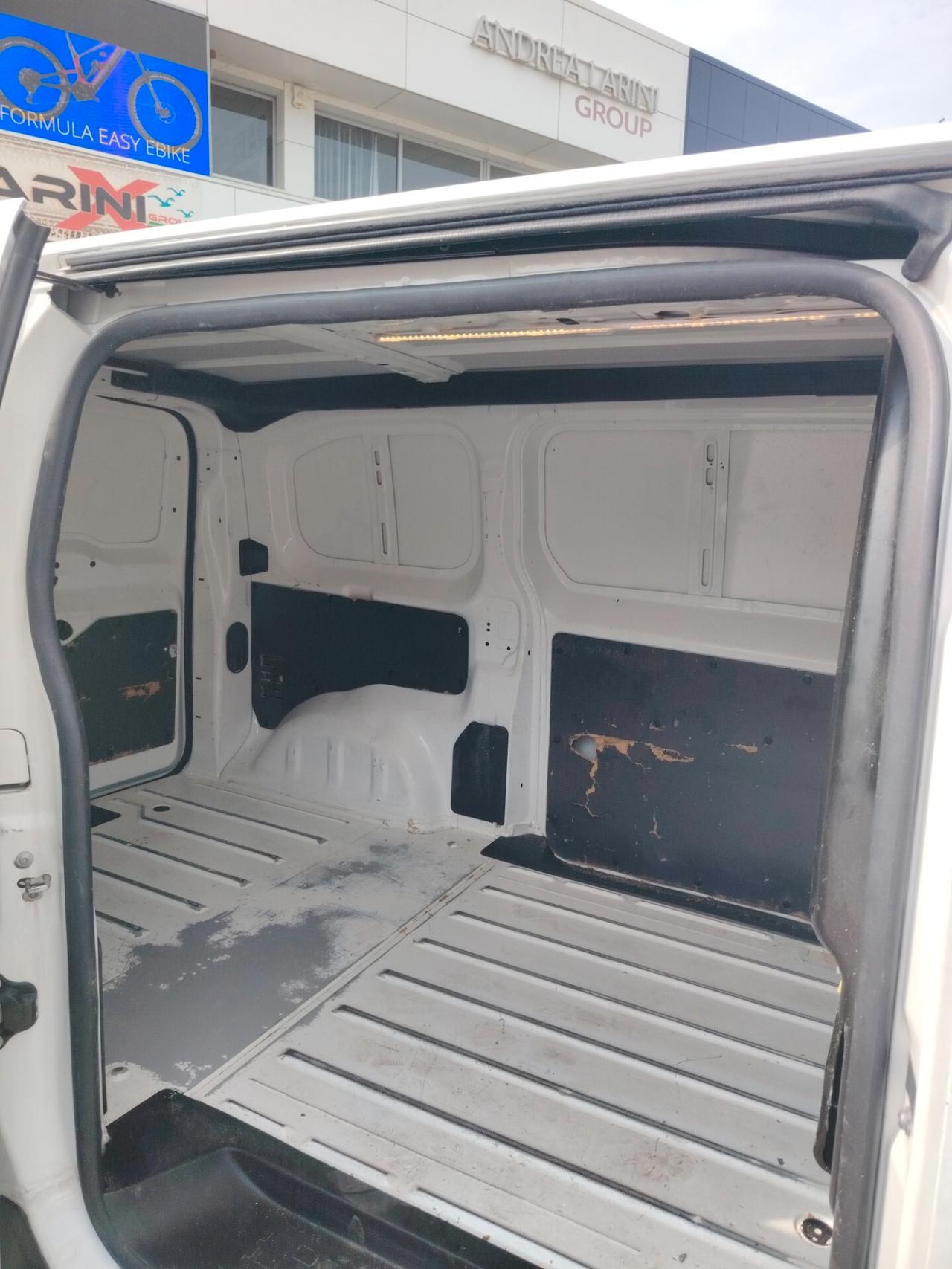 Citroen Jumpy 1.5 BlueHDI 120 SeS M Club