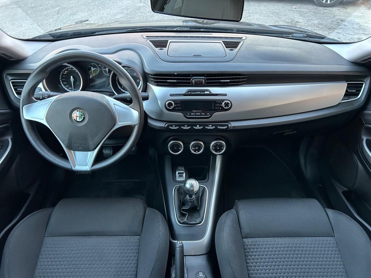 Alfa Romeo Giulietta 1.6 JTDm garanzia di 12 mesi