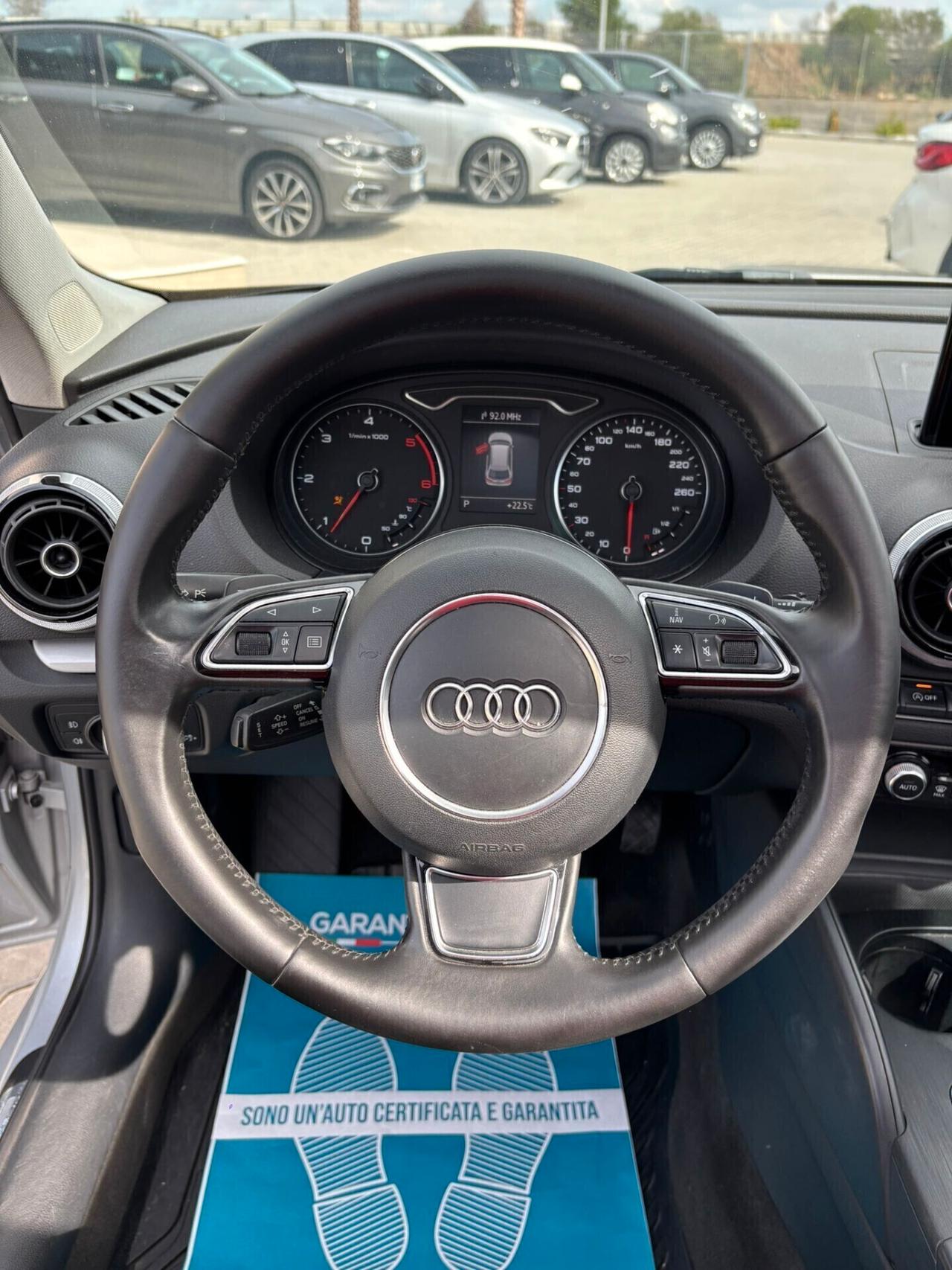 Audi A3 2.0 TDI 184 CV clean diesel quattro S tronic Ambiente-.