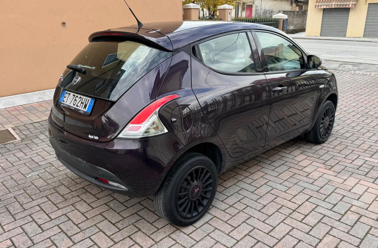 Lancia Ypsilon 0.9 Metano Ok Neopatentati