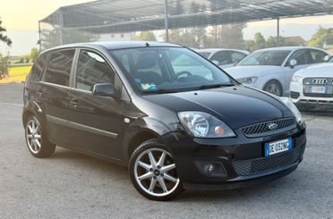 Ford Fiesta 2006 1.6 TDCi 5p. Ok neopatentati ! ! !