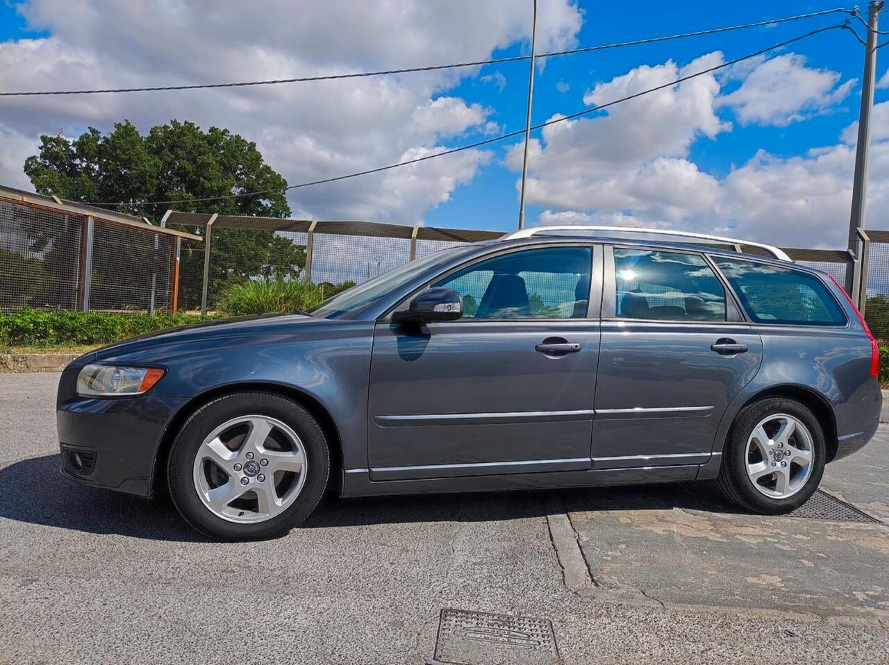 Volvo V50 D2 POLAR PLUS