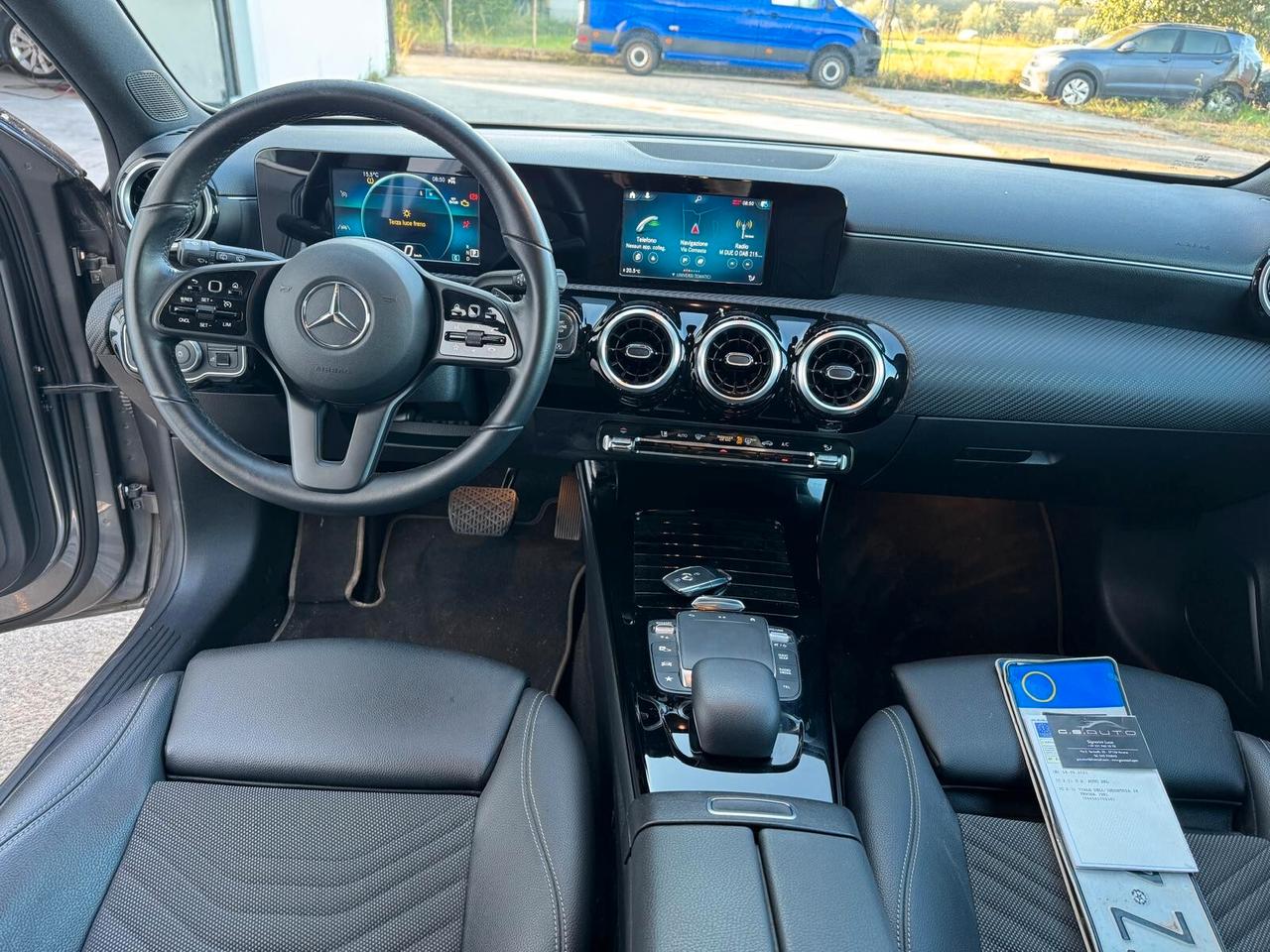 Mercedes-Benz A 180 d auto START INCIDENTATA