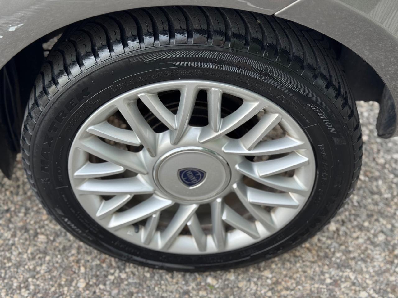 Lancia Ypsilon 1.3 MJT 16V 95 CV 5 porte S&S Elle