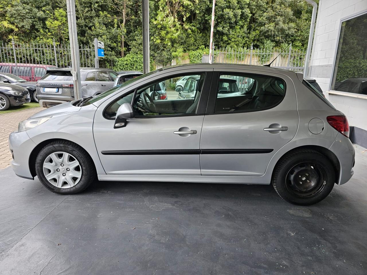 Peugeot 207 1.4 8V 75CV 5p. X Line ECO GPL