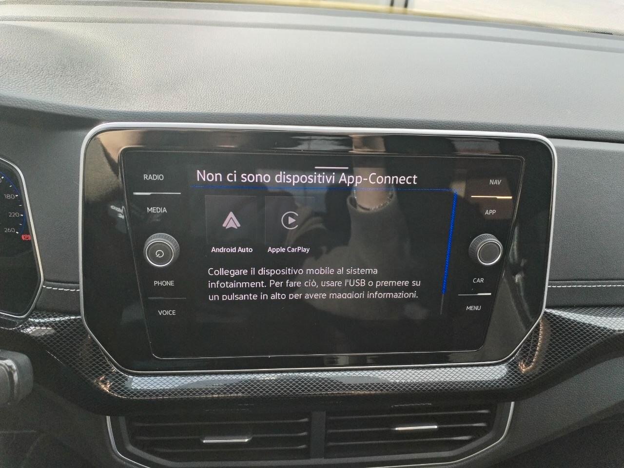 Volkswagen T-Cross 1.0 TSI 115 CV R-Line