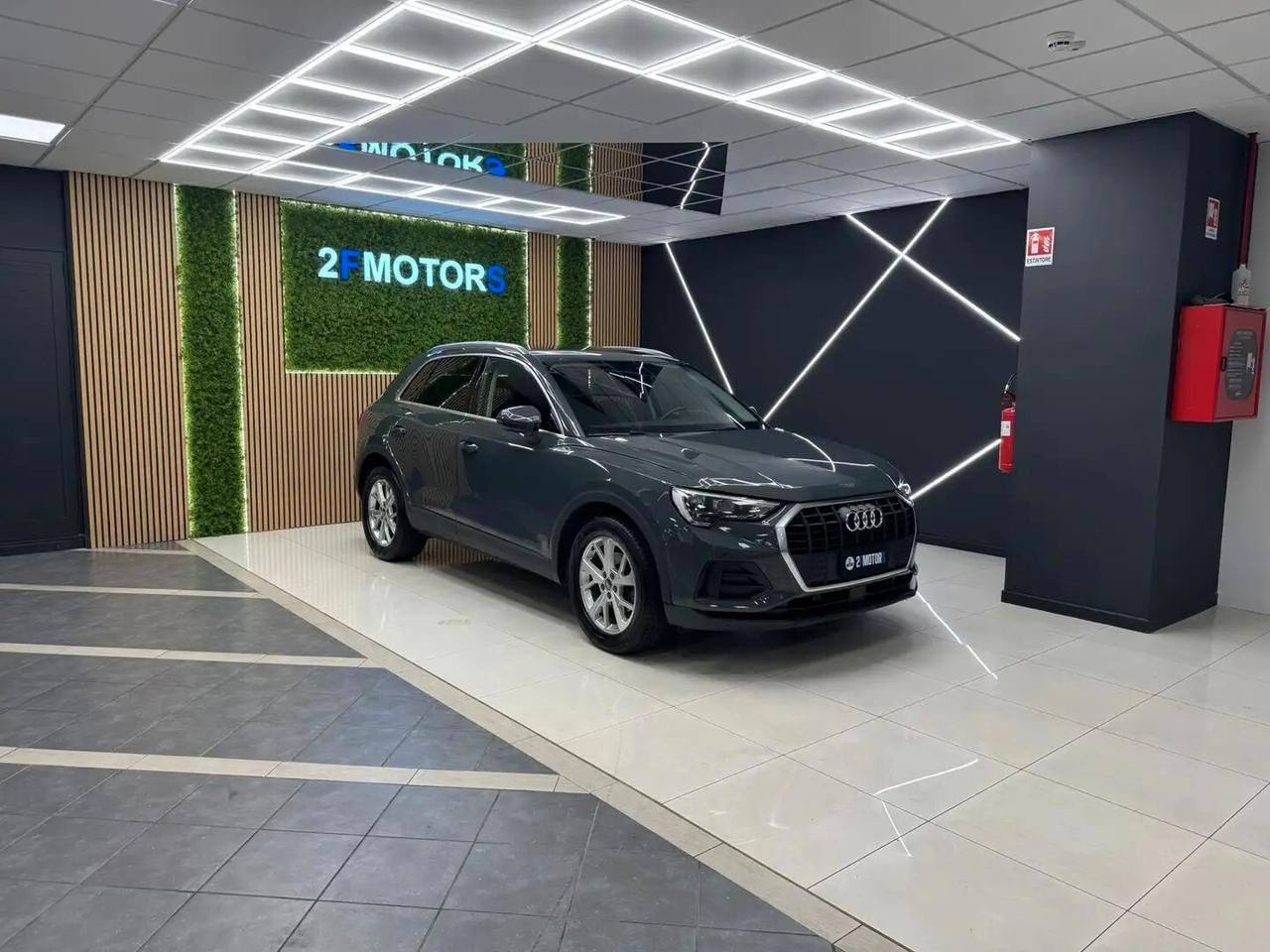 Audi Q3 35 TDI S tronic Business