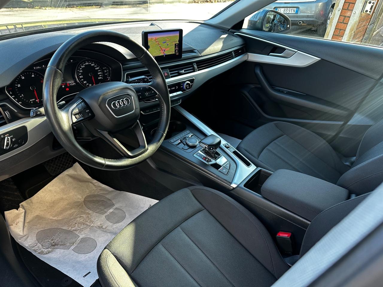 Audi A4 Avant 2.0 TDI 122 CV S tronic Business