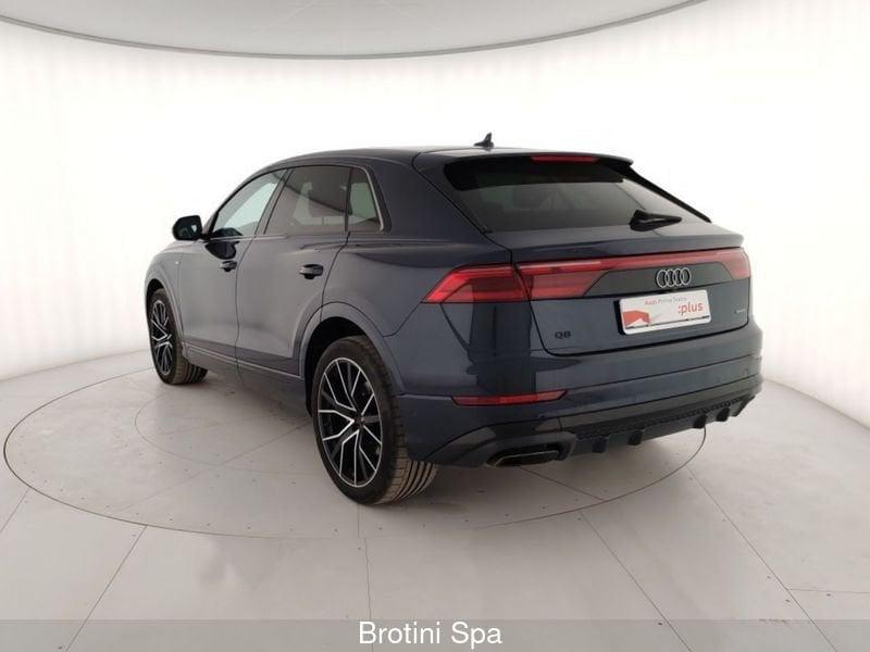 Audi Q8 50 TDI 210kW quattro tip. S Line Edition
