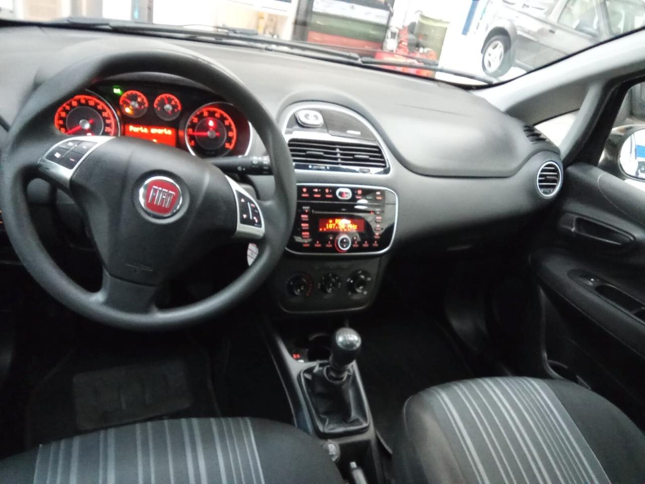 Fiat Punto Evo 1.2 / 51 KW /NEOPATENTATI