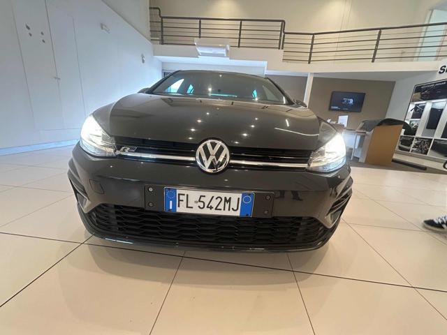 VOLKSWAGEN Golf 1.6 TDI 115 CV DSG 5p. Sport BlueMotion R-Line