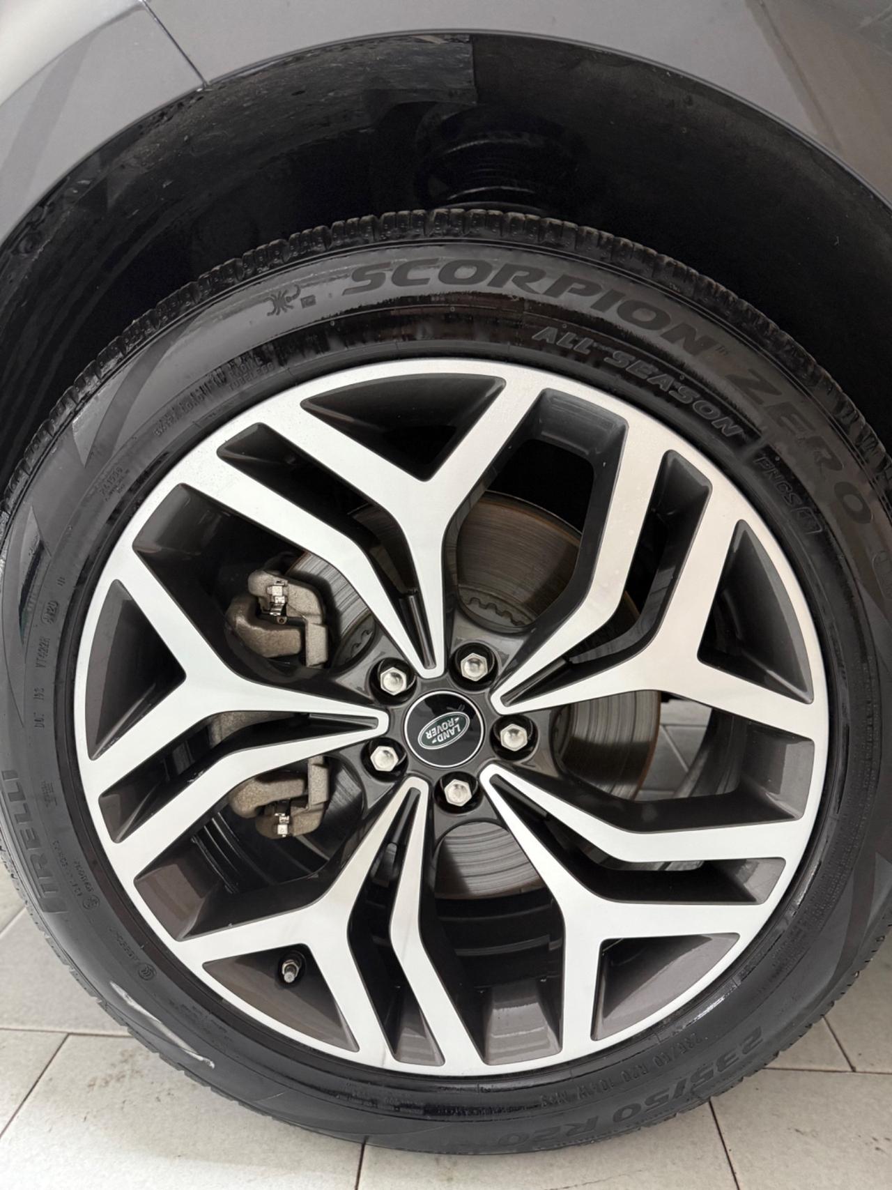 Range rover evoque 2.0 MHEV 200CV R-DYNAMIC