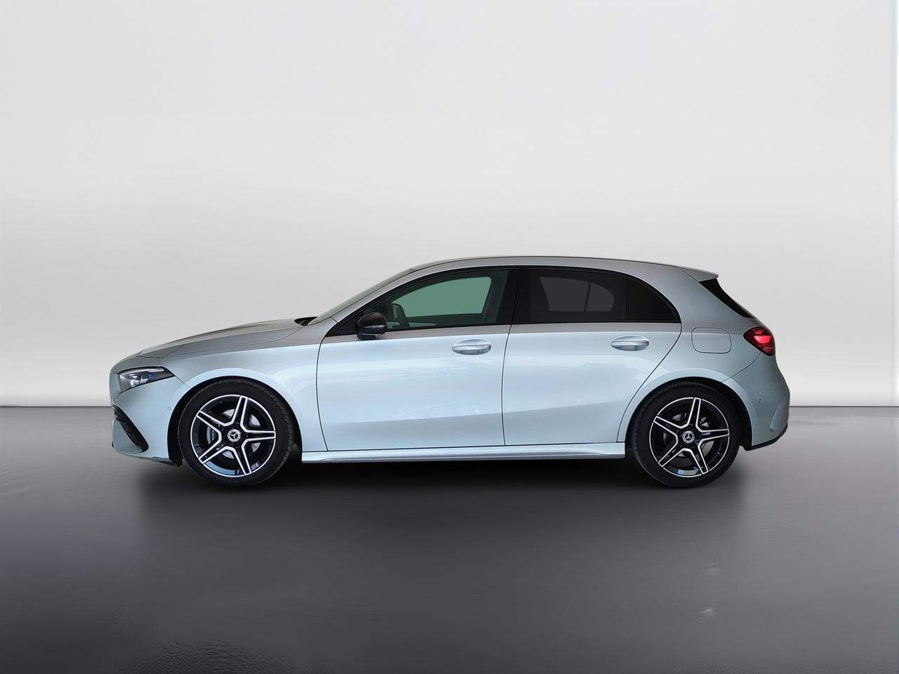 Mercedes-Benz Classe A - W177 2023 - A 180 d AMG Line Advanced Plus auto