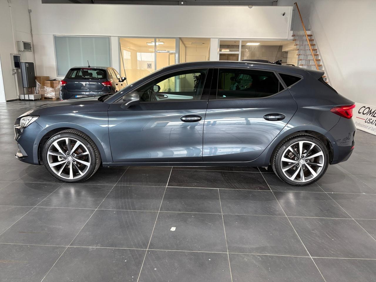 SEAT Leon IV 2020 - Leon 2.0 tdi FR 150cv dsg