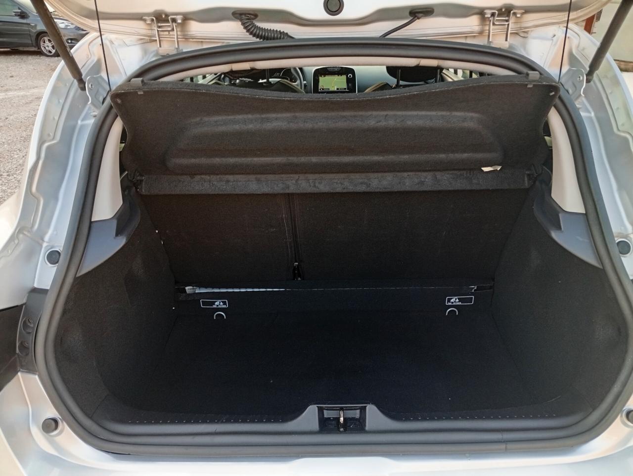 Renault Clio dCi 8V 90 CV 5 porte Moschino Intens
