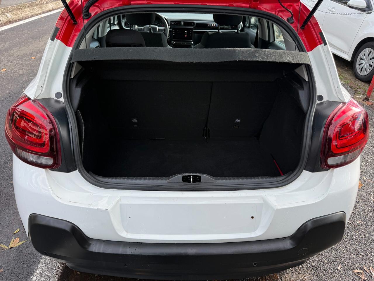 Citroen C3 83cv Benzina 5 porte Shine Navi bicolor pdc