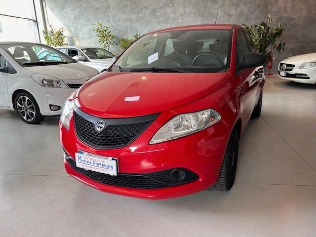 Lancia Ypsilon 1.2 69 CV 5 porte GPL Ecochic Elefantino Blu