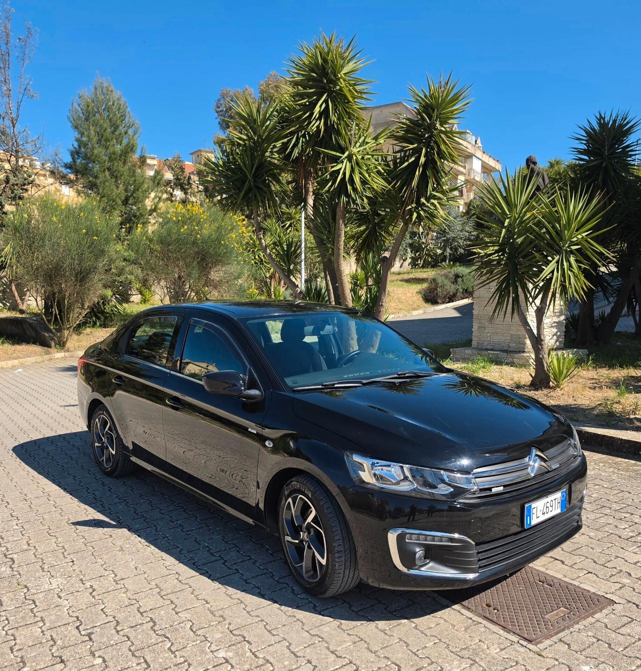 Citroen C-Elysee BlueHDi 100 Shine