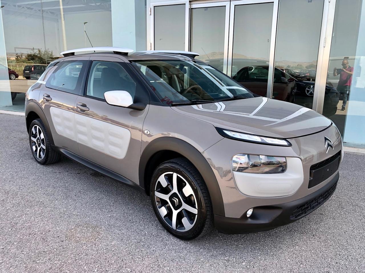 CITROEN C4 CACTUS 1.2 VTI 82 FEEL EDITION