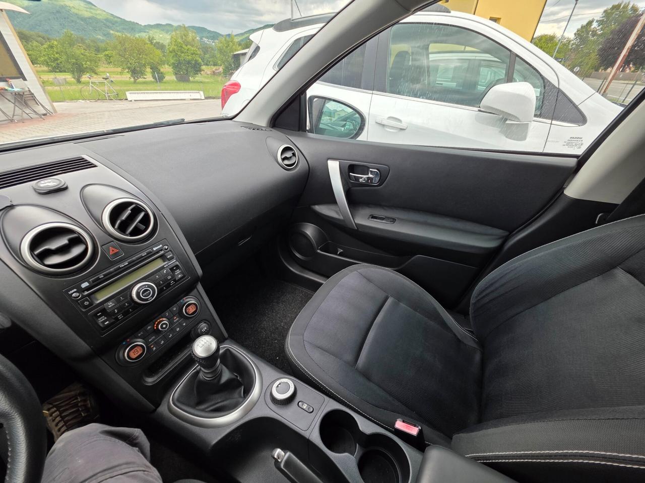 Nissan Qashqai 2.0 dCi DPF Tekna