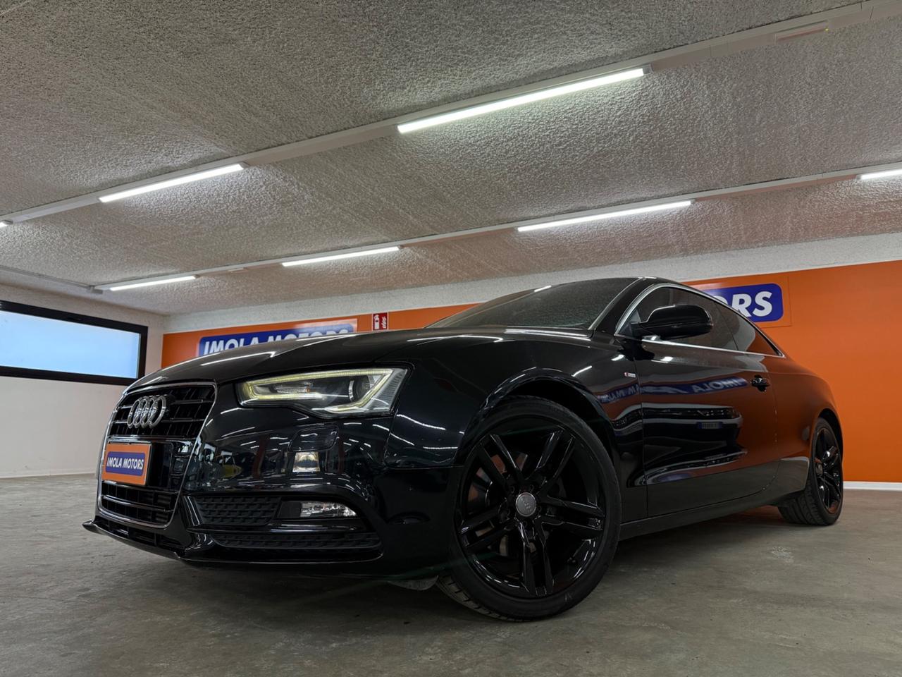 Audi A5 Coupé 2.0 TDI 177 CV S-line Total Black