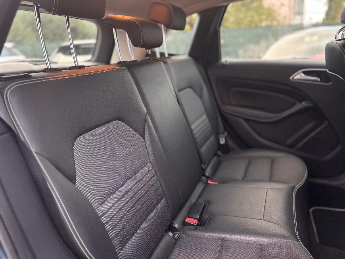 MERCEDES - Classe B - B 200 Automatic 4Matic Premium