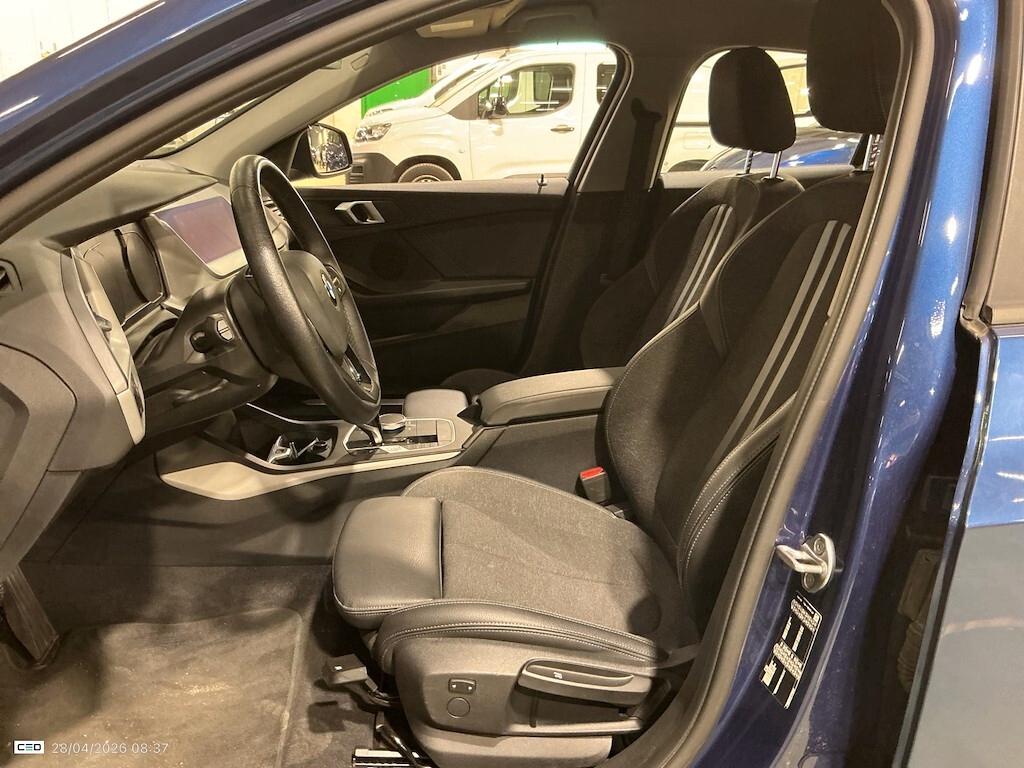 BMW 116D 115CV STEPTRONIC BUSINESS ADVANTAGE ( FARI LED - CRUISE - SPORT INTERIOR - NAVI - MIRROR - PDC )
