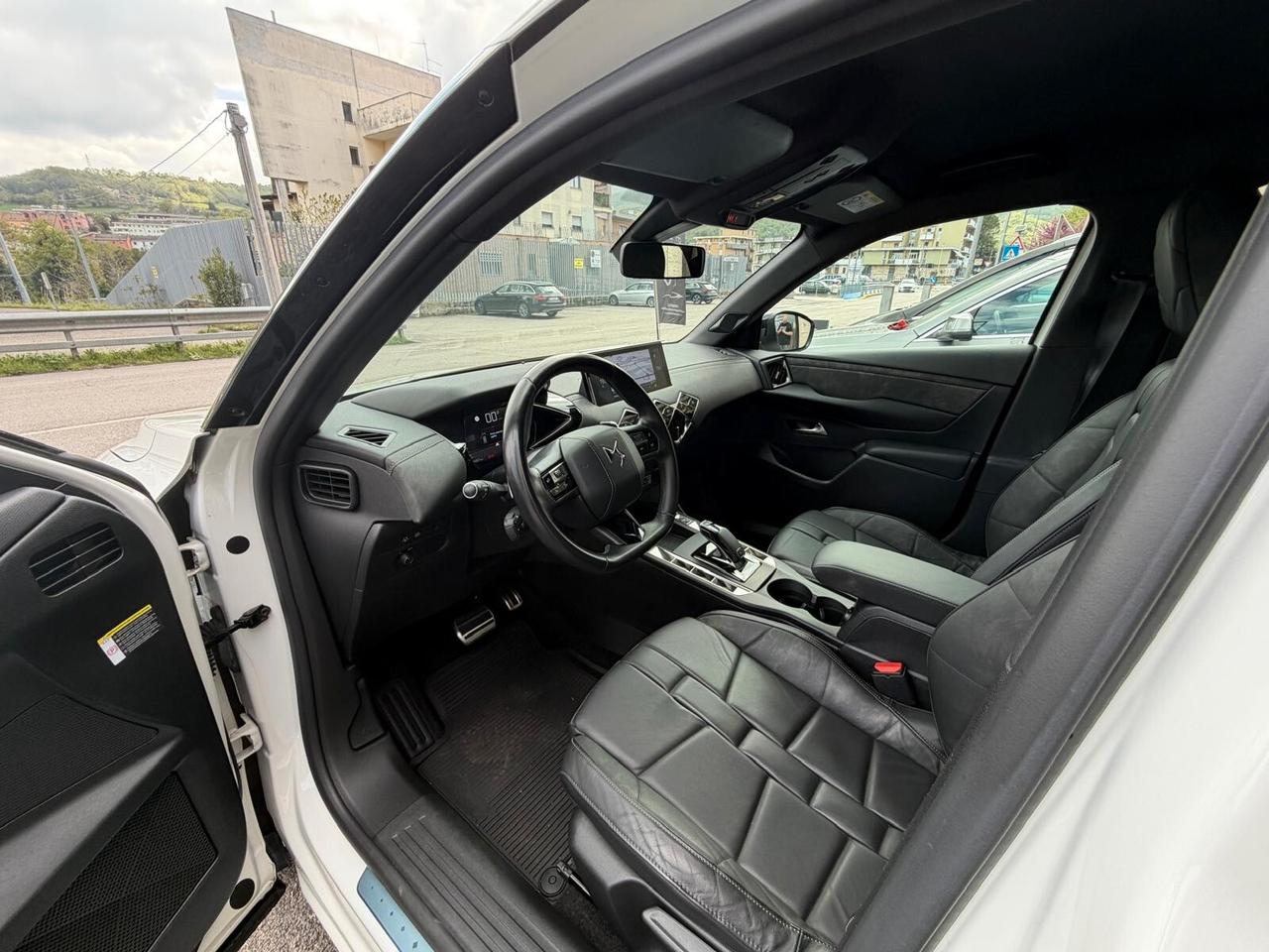 Ds DS3 3 Crossback PureTech 130 aut. Performance Line