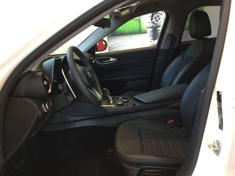 Alfa Romeo Giulia Giulia 2.2 Turbodiesel 160 CV AT8 Super MY19