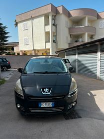 Peugeot 5008 1.6 e-HDi 112CV Stop&Start cambio robotizzato Tecno