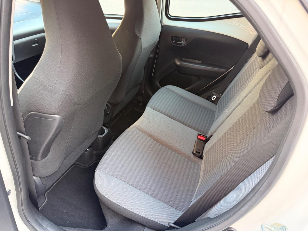 TOYOTA AYGO 1.0 NEOPATENTATI KM 23 MILA !!!!!
