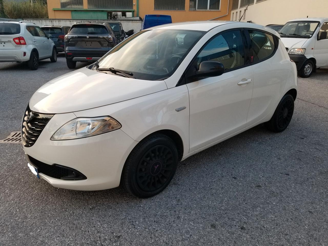 Lancia Ypsilon 1.2 69 CV 5 porte Elle