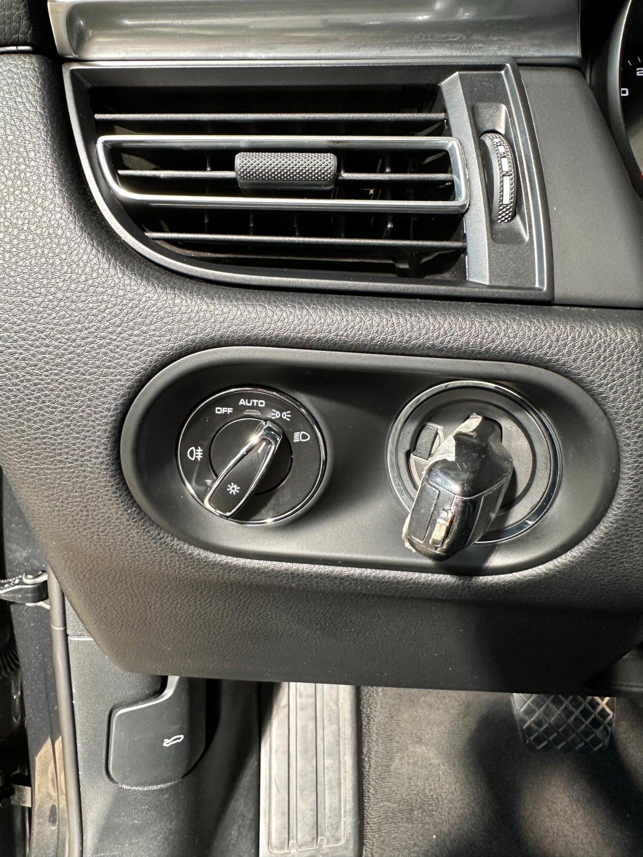 Porsche Macan 2.0 245cv pdk-21"-Tetto-Scarichi-Carplay-Camera-PDLS