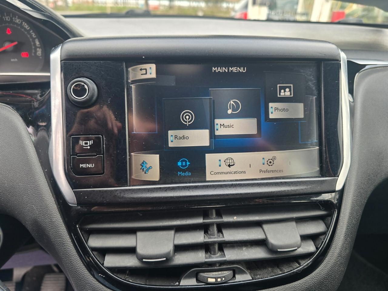 Peugeot 208 1.4 HDi 68 CV 5 porte Active