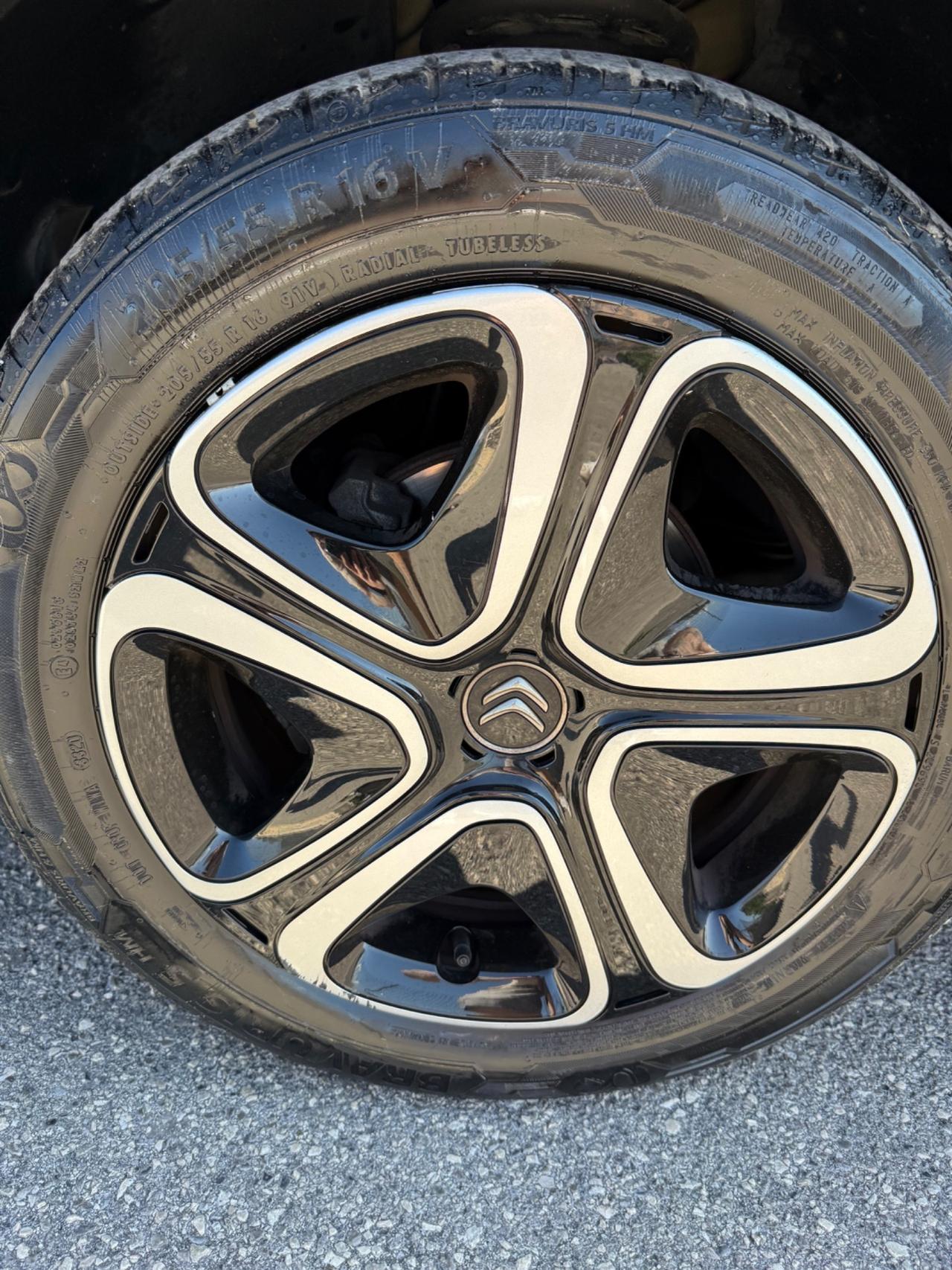 Citroen C3 PureTech 82 GPL Shine